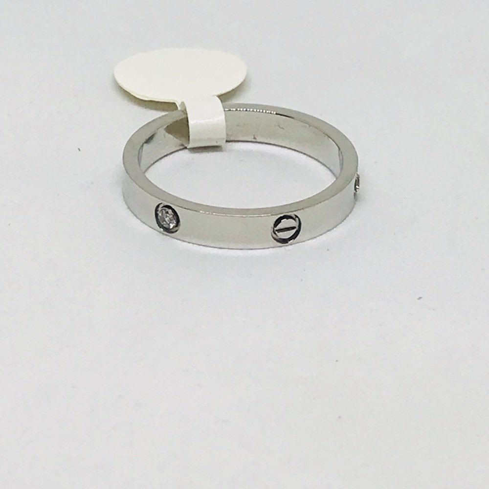 💍Stylish Ring💍 - Picture 2 of 4